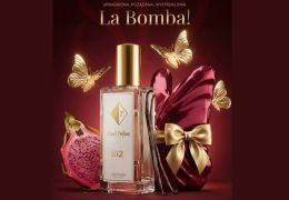 Recenzja perfum Carolina Herrera La Bomba – egzotyczna słodycz, kwiaty i kobiecy charakter