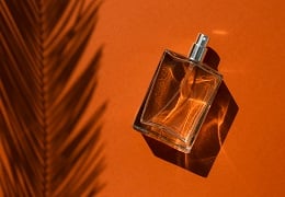 Recenzja perfum Kilian Black Phantom: Mroczny i zmysłowy zapach, który hipnotyzuje